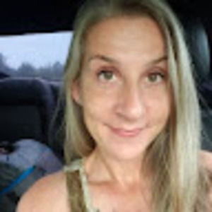 Meet your Posher, Renee